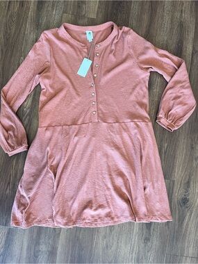 Long Sleeve Ribbed Henley Dress in Dusty Rose